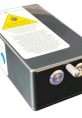 Sencono Sensorbox im Setup Modus Sensono Sensorbox im Setup Modus, der einfach durch die Kombination von zwei Tasten ausgelöst wird. Alle Einstellungen können dann einfach und bequem am Handy ausgeführt werden.